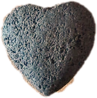 Pieza difusora de piedra volcánica en forma de corazón